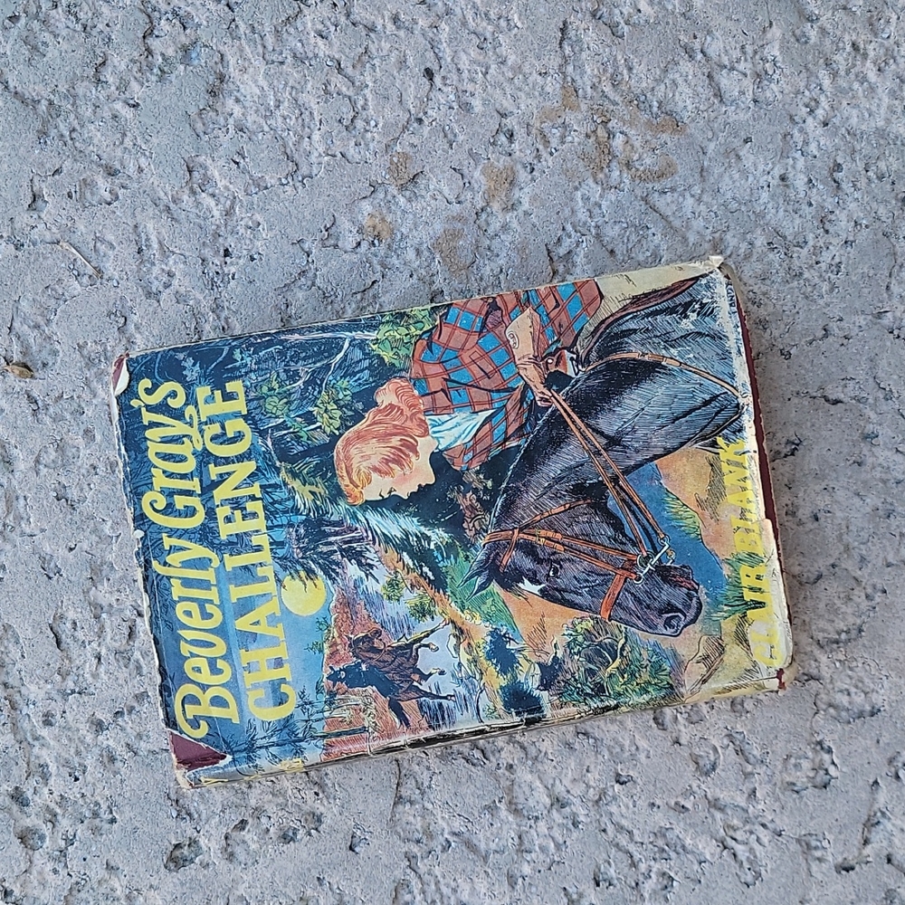 Book! Beverly Gray's CHALLENGE by Clair Blank